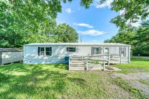 203 Wayne Avenue, CROSSVILLE, TN 38555