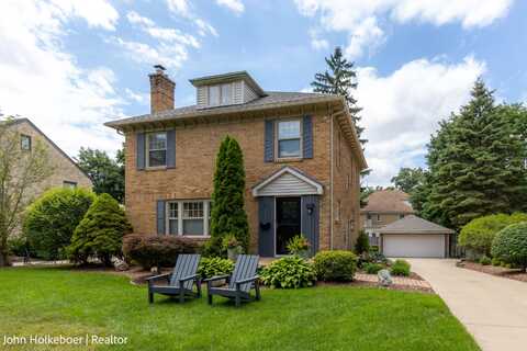 1045 Santa Cruz Drive SE, Grand Rapids, MI 49506