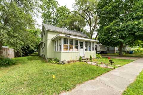 316 W Saint Marys Street, Decatur, MI 49045
