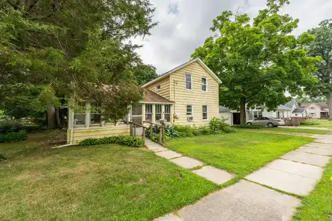 309 W Saint Marys Street, Decatur, MI 49045