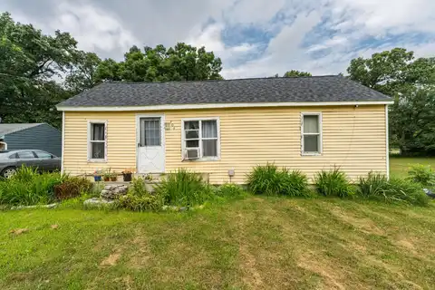 204 Clark Street, Decatur, MI 49045