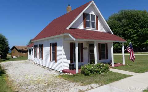21948 E Grand Marais, Grand Marais, MI 49839