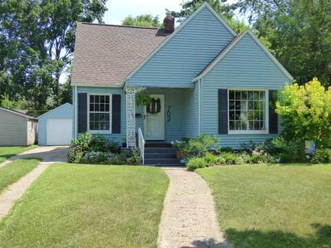 702 W Angela Boulevard, South Bend, IN 46617