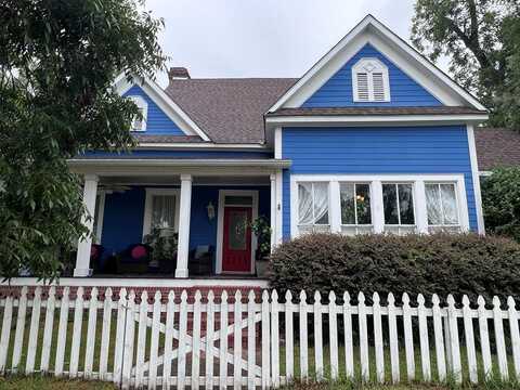 201 Eighth Street, Adel, GA 31620
