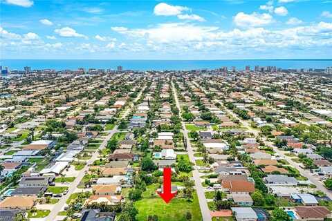 740 102nd, NAPLES, FL 34108