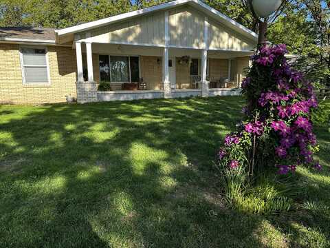 1179 N Pine Street, Marshfield, MO 65706