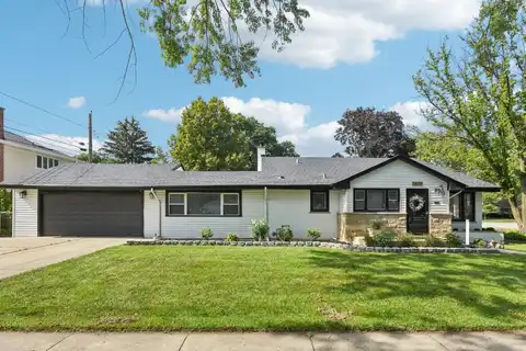 1610 S Greenwood Avenue, Park Ridge, IL 60068