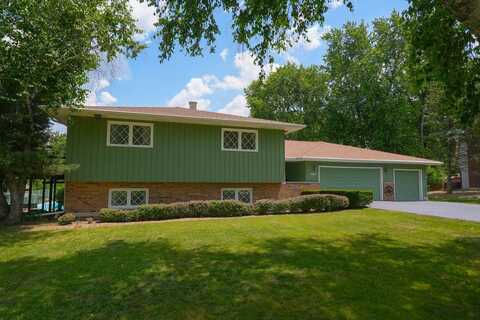 10s125 Springbrook Drive, Naperville, IL 60565