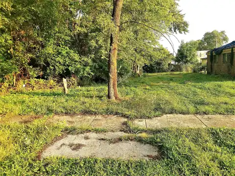 4120 W 136th Street, Robbins, IL 60472