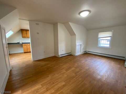 11 Lafayette Ave, Summit, NJ 07901