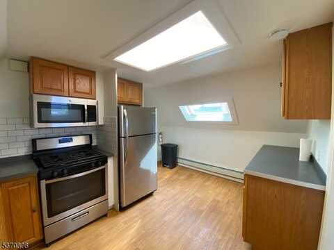 11 Lafayette Ave, Summit, NJ 07901
