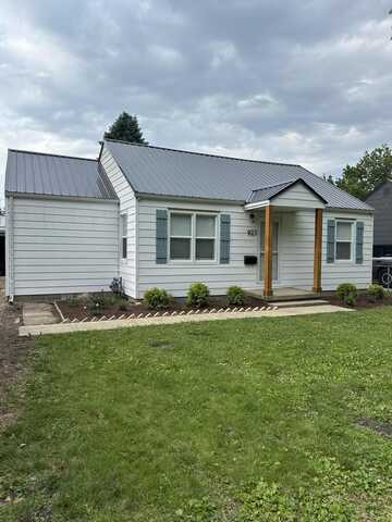 925 E Sangamon Avenue, Rantoul, IL 61866