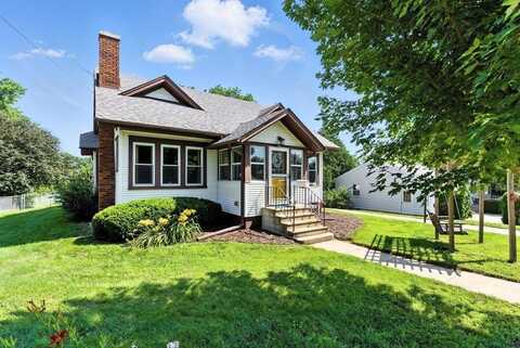 212 Vista Street, Traer, IA 50675