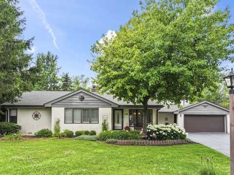 216 Hickory Court, Northbrook, IL 60062