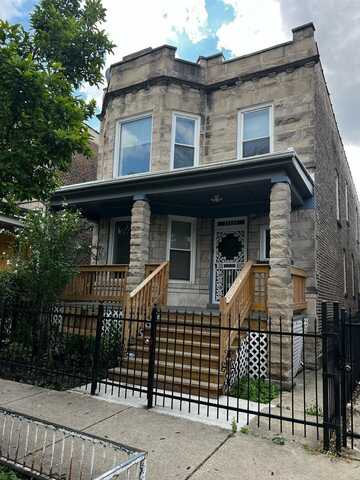 730 N Spaulding Avenue, Chicago, IL 60624