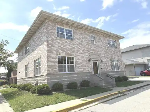 1136 Park Place, Bellwood, IL 60104