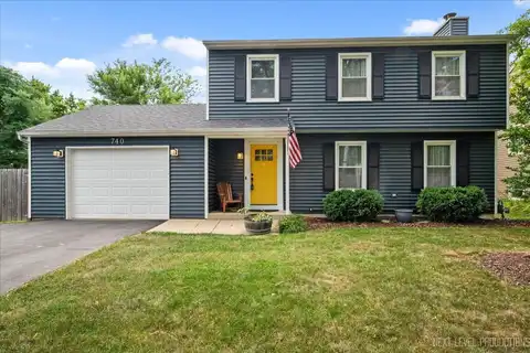 740 Lexington Avenue, Saint Charles, IL 60174