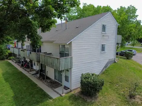 89 Maude Avenue, Fox Lake, IL 60020