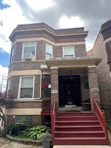 2515 W Argyle Avenue, Chicago, IL 60625