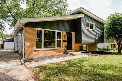 570 Dawes Avenue, Glen Ellyn, IL 60137