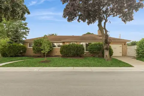 5500 Harvard Terrace, Skokie, IL 60077