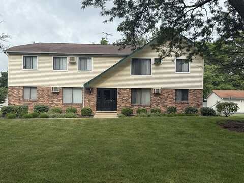 8332 Oak Leaf Drive, Woodridge, IL 60517