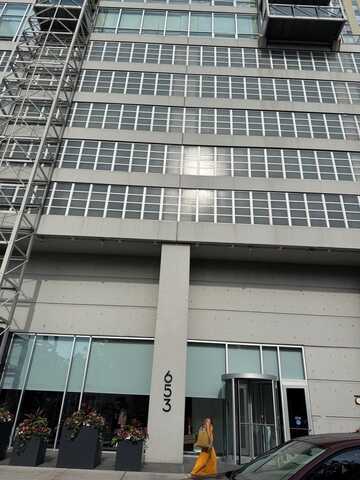 653 N Kingsbury Street, Chicago, IL 60654