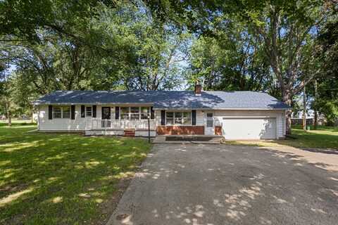 705 S Cleveland Street, Philo, IL 61864