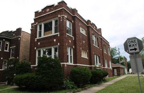 2102 Gunderson Avenue, Berwyn, IL 60402