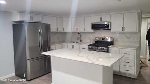 26 Dexter, Hanover, PA 18706