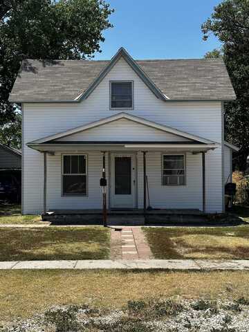 305 N Jefferson, Plainville, KS 67663