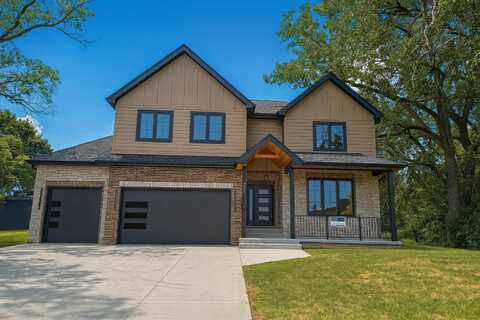 9646 S 78th Avenue, Hickory Hills, IL 60457