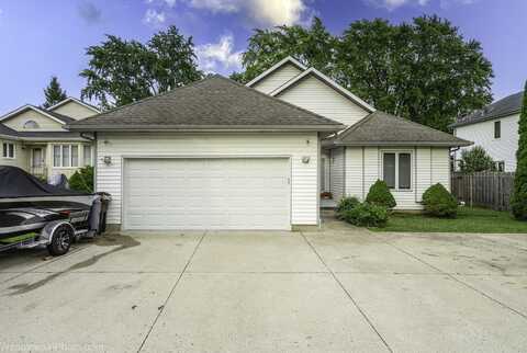20739 N WEILAND Road, Prairie View, IL 60069