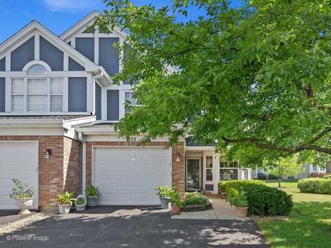 673 Kingsbridge Drive, Carol Stream, IL 60188