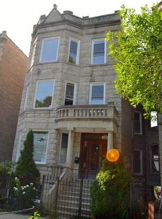 3319 W Pierce Avenue, Chicago, IL 60651