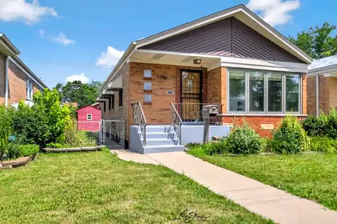 5853 S Narragansett Avenue, Chicago, IL 60638