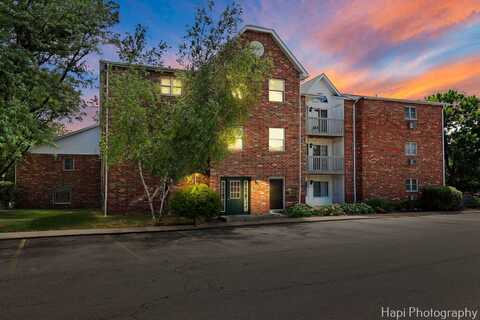 4301 Shamrock Lane, McHenry, IL 60050