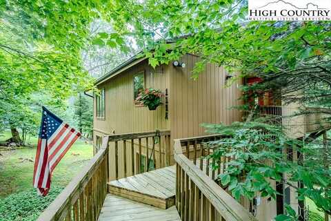 111a Charter Hills Road, Beech Mountain, NC 28604