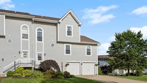 811 Sunset Cir, Cranberry Twp, PA 16066