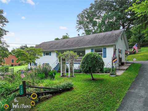 1042 Millwood Road, Derry, PA 15627