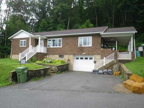 1397 Vine Street, Northern Cambria, PA 15714
