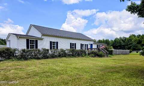 2128 Maco Road NE, Leland, NC 28451