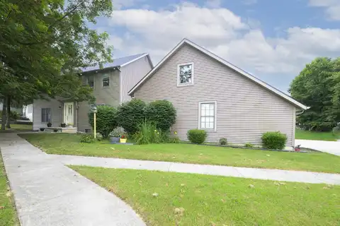 1316 Woodglen Circle, Bellefontaine, OH 43311