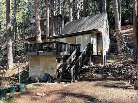 651 Community Drive, Lake Arrowhead, CA 92352