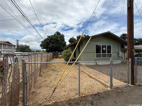 84-1043 Lahaina Street, Waianae, HI 96792