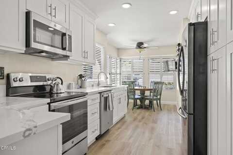 4222 Village 4, Camarillo, CA 93012