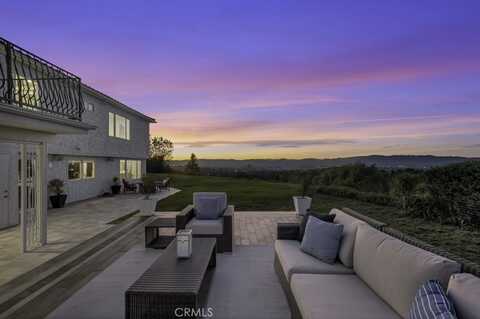 4400 Chaumont Road, Woodland Hills, CA 91364