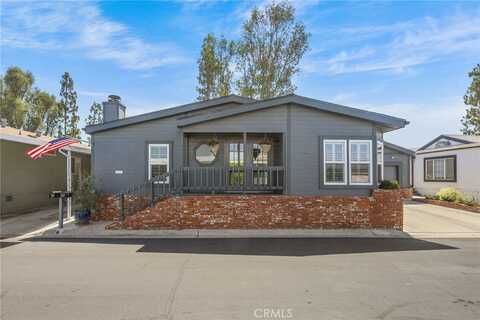 23301 Ridge Route Drive, Laguna Hills, CA 92653