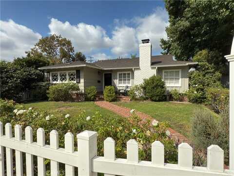 4125 Bakman Avenue, Studio City, CA 91602