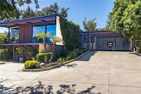 1653 W Cypress Avenue, Redlands, CA 92373
